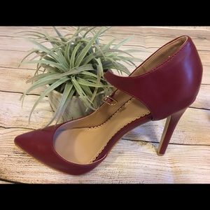 Size 9 Burgundy Heels-New